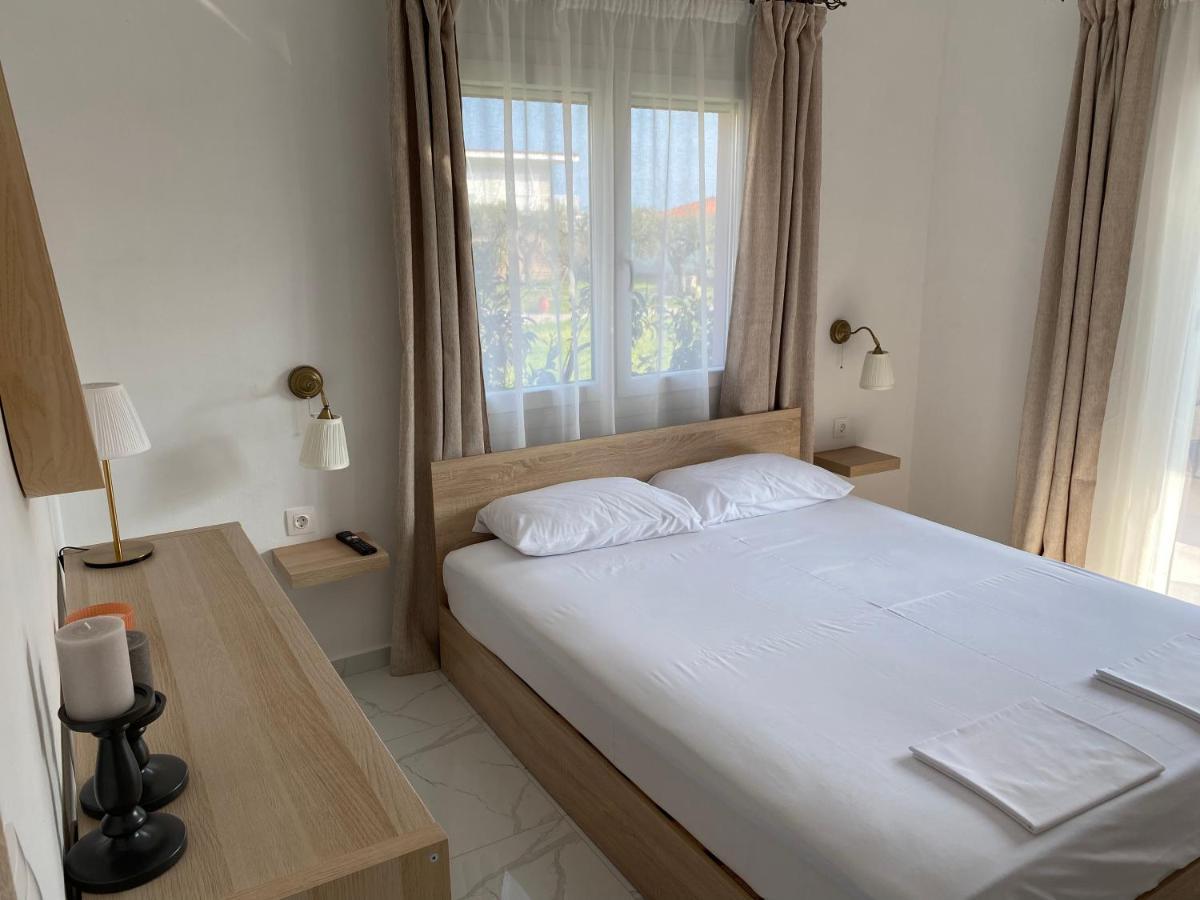 Sofia Guesthouse Неа-Скіоні Екстер'єр фото
